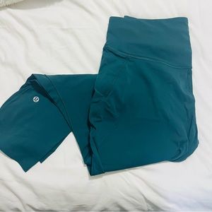 Base Pace high rise crop 23” Jasper green